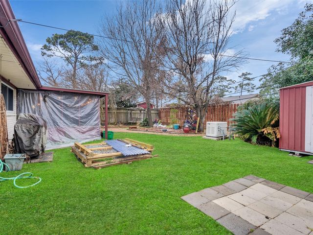 7210 Pine Grove Drive, Houston, TX 77092