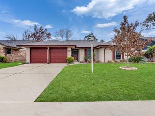 7210 Pine Grove Drive, Houston, TX 77092