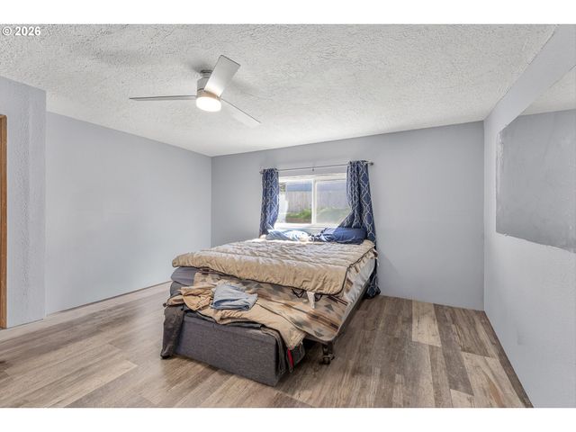 1910 I St, Washougal, WA 98671