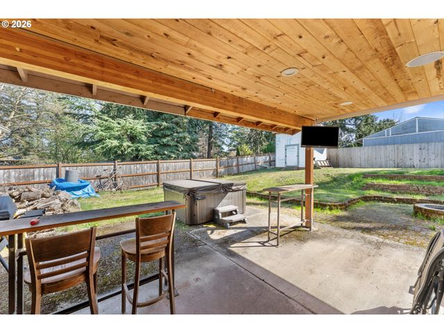 1910 I St, Washougal, WA 98671