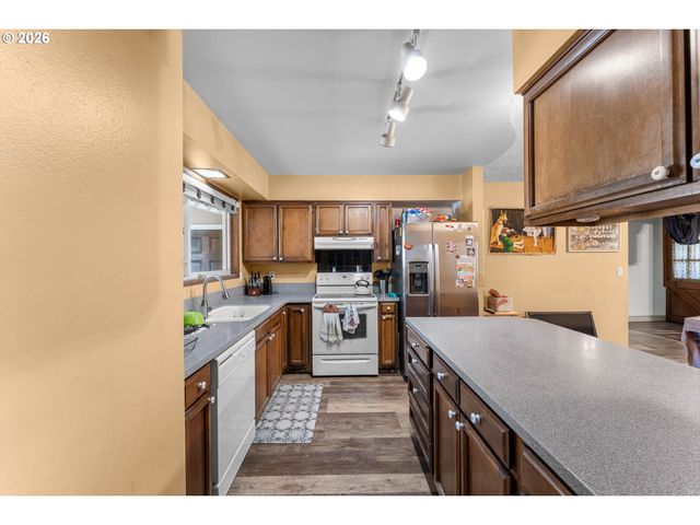 1910 I St, Washougal, WA 98671