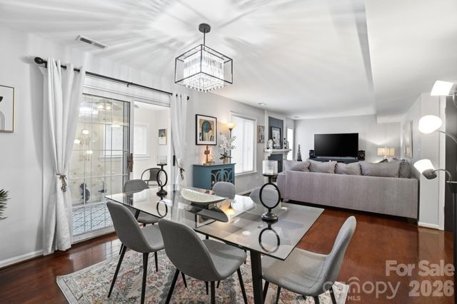 8407 Cricket Lake Drive, Charlotte, NC 28277