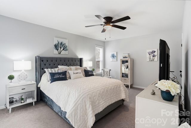 8407 Cricket Lake Drive, Charlotte, NC 28277