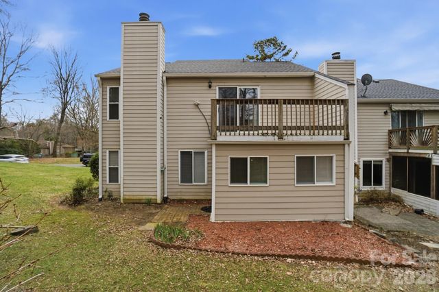 8407 Cricket Lake Drive, Charlotte, NC 28277