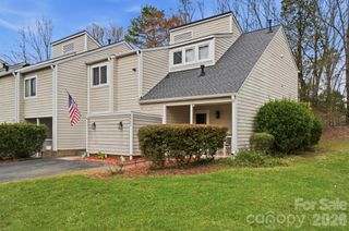 8407 Cricket Lake Drive, Charlotte, NC 28277