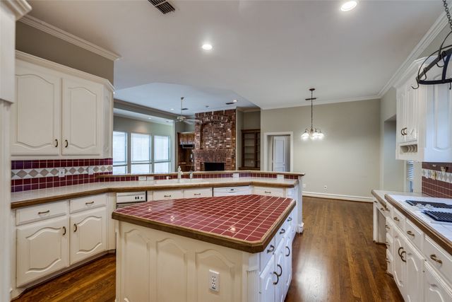 1405 Chesapeake Drive, Plano, TX 75093
