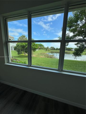 4729 Greenway Drive, Hollywood, FL 33021