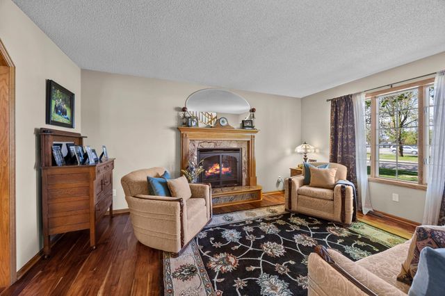 900 Laurel Avenue, Saint Paul Park, MN 55071