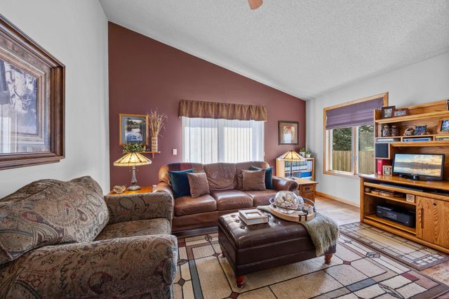 900 Laurel Avenue, Saint Paul Park, MN 55071