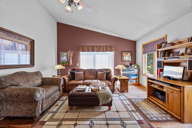 900 Laurel Avenue, Saint Paul Park, MN 55071