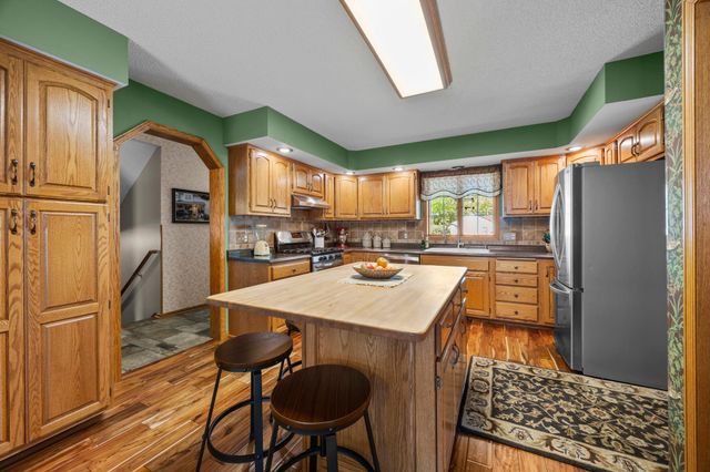 900 Laurel Avenue, Saint Paul Park, MN 55071