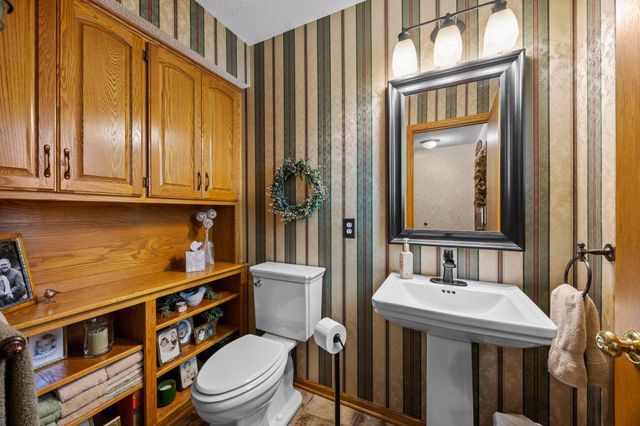 900 Laurel Avenue, Saint Paul Park, MN 55071