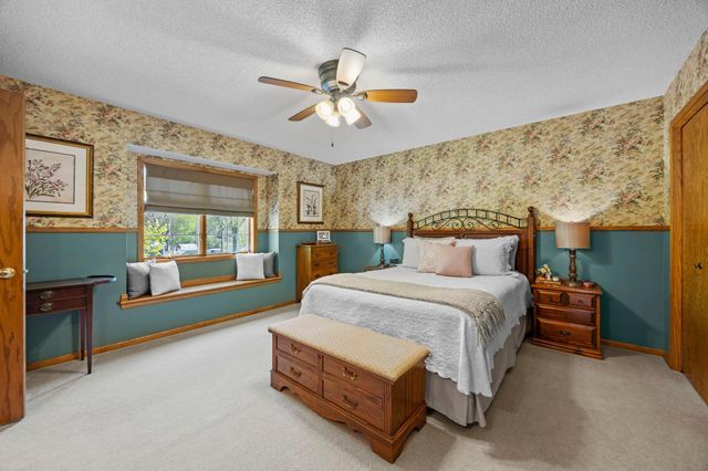 900 Laurel Avenue, Saint Paul Park, MN 55071