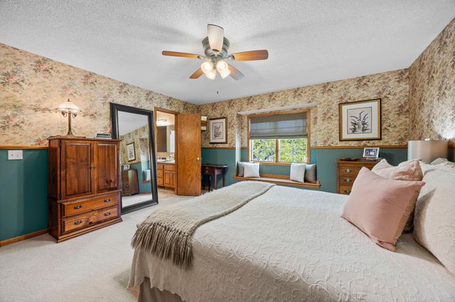 900 Laurel Avenue, Saint Paul Park, MN 55071