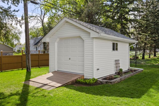 900 Laurel Avenue, Saint Paul Park, MN 55071