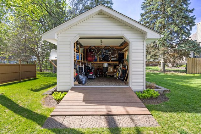 900 Laurel Avenue, Saint Paul Park, MN 55071