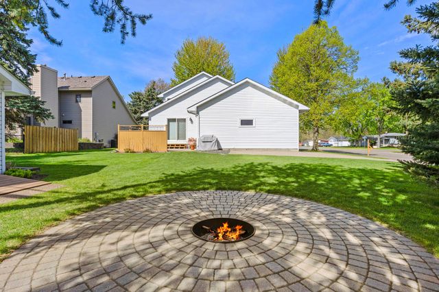 900 Laurel Avenue, Saint Paul Park, MN 55071