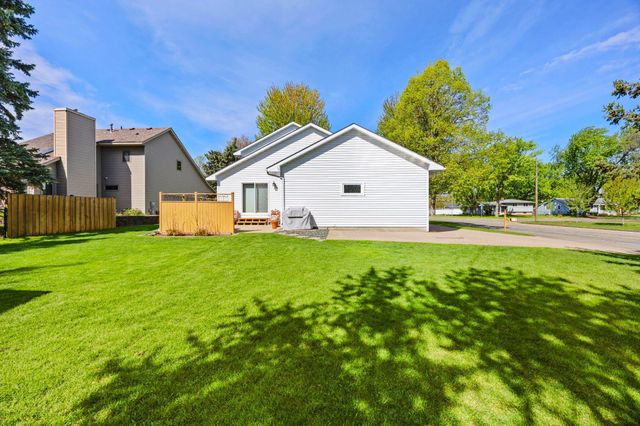 900 Laurel Avenue, Saint Paul Park, MN 55071