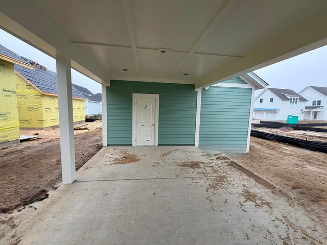 709 Rumbling Leaf Lane, Summerville, SC 29486