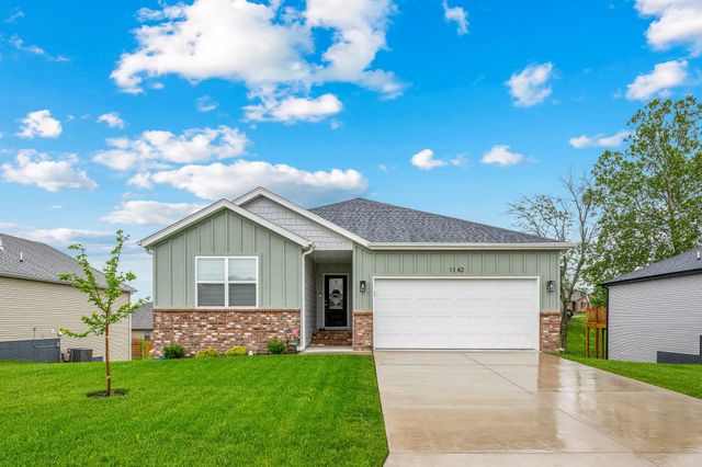 1142 S Broadview Avenue, Springfield, MO 65802