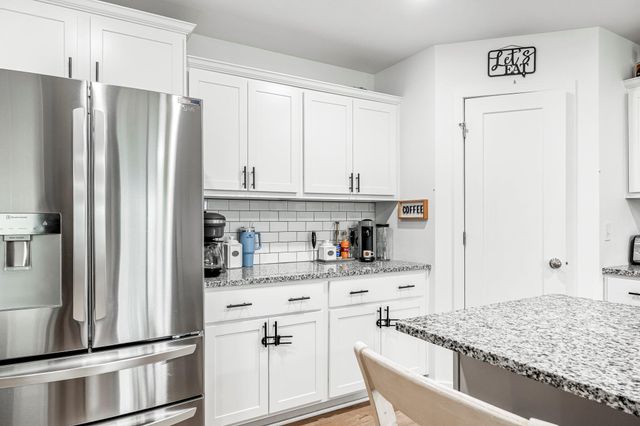 1142 S Broadview Avenue, Springfield, MO 65802