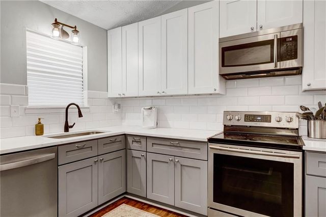 2361 Skyline Ridge Drive, Lithia Springs, GA 30122