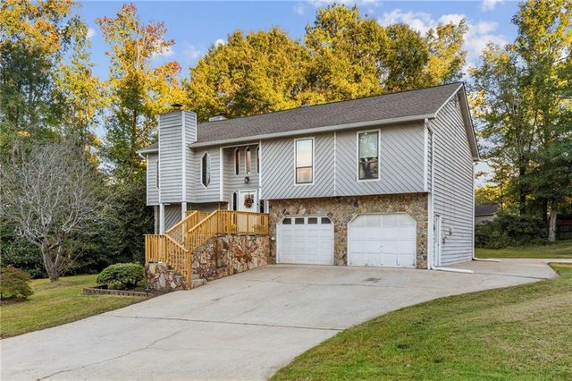 2361 Skyline Ridge Drive, Lithia Springs, GA 30122