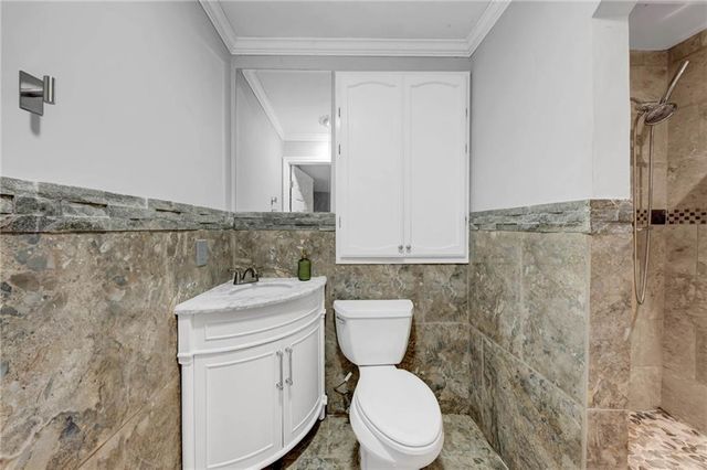 2361 Skyline Ridge Drive, Lithia Springs, GA 30122