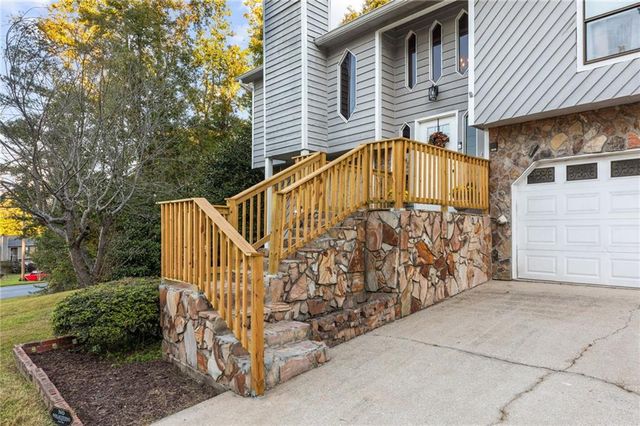 2361 Skyline Ridge Drive, Lithia Springs, GA 30122