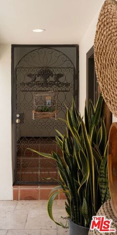 402 11th Street, Santa Monica, CA 90402