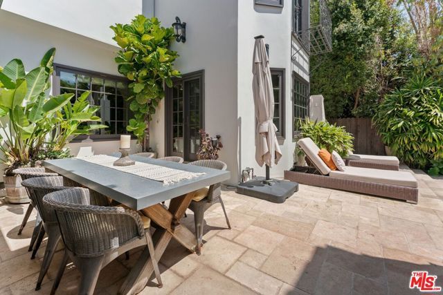 402 11th Street, Santa Monica, CA 90402