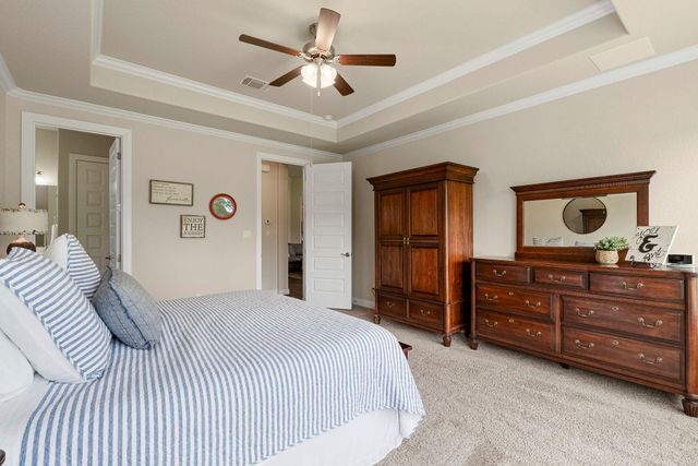530 Hawthorne LOOP, Driftwood, TX 78619