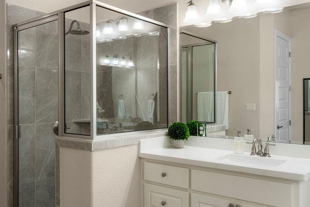 530 Hawthorne LOOP, Driftwood, TX 78619