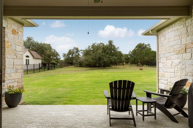 530 Hawthorne LOOP, Driftwood, TX 78619
