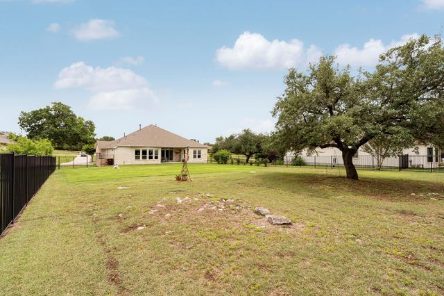 530 Hawthorne LOOP, Driftwood, TX 78619