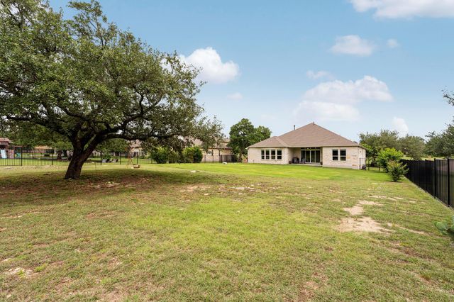 530 Hawthorne LOOP, Driftwood, TX 78619