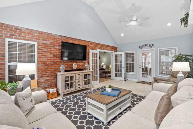 2977 Woodberry Ct., Little River, SC 29566