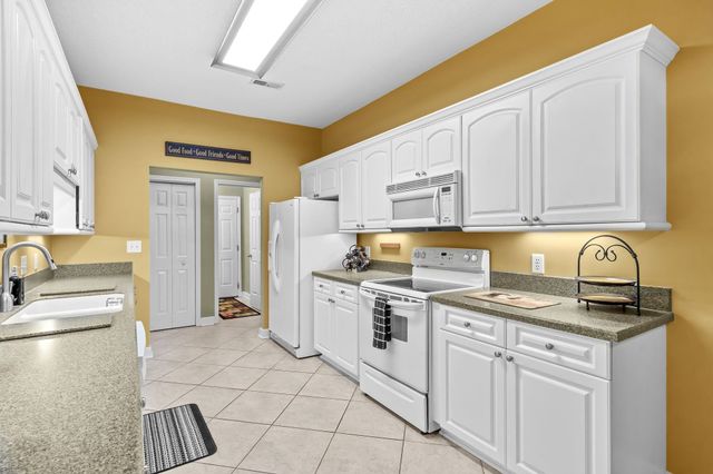 2977 Woodberry Ct., Little River, SC 29566