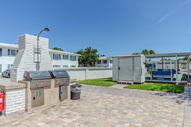 2161 NE 68th Street 332, Fort Lauderdale, FL 33308