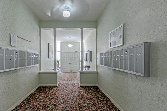 2161 NE 68th Street 332, Fort Lauderdale, FL 33308