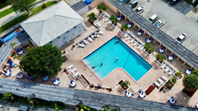 2161 NE 68th Street 332, Fort Lauderdale, FL 33308