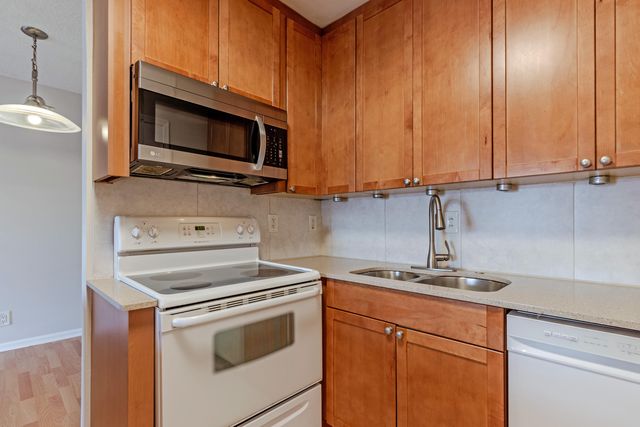 2161 NE 68th Street 332, Fort Lauderdale, FL 33308
