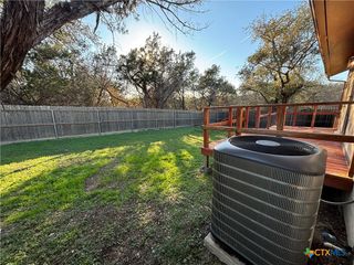15 CLIFFSIDE Circle, Morgans Point Resort, TX 76513