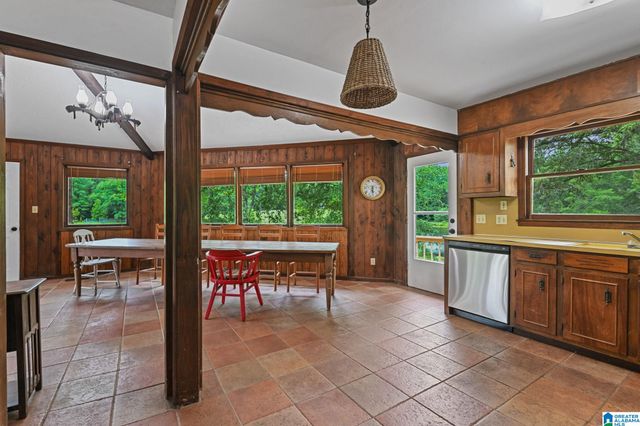 4576 COUNTY ROAD 42, Jemison, AL 35085