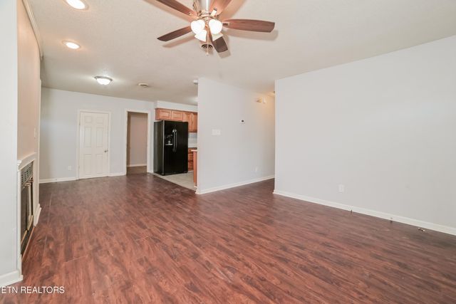 2305 Ridgecrest Drive, Knoxville, TN 37918