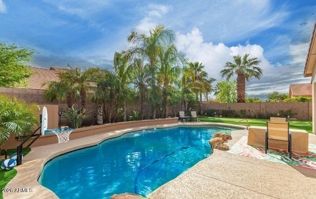 7319 W Surrey Avenue, Peoria, AZ 85381