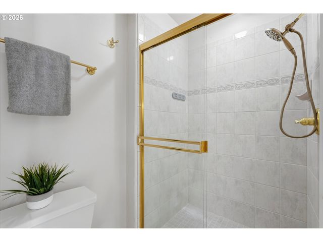 2125 Nw 47TH Ave, Camas, WA 98607