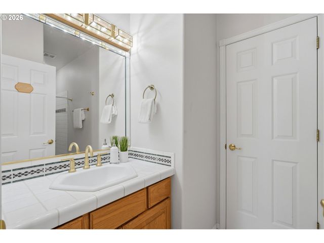 2125 Nw 47TH Ave, Camas, WA 98607