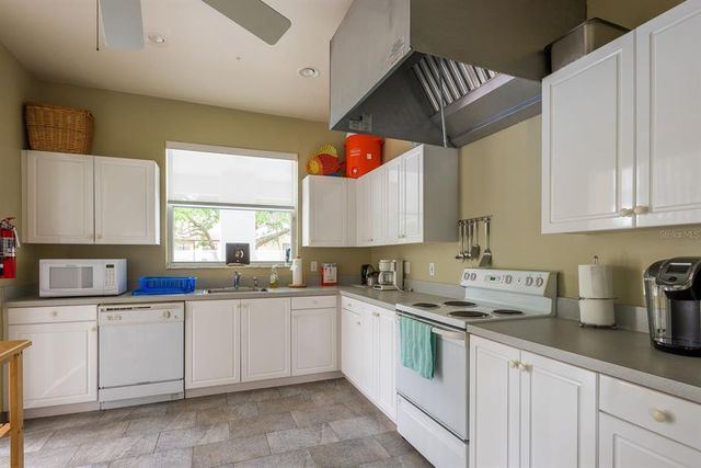 2991 COVEWOOD PLACE, Clearwater, FL 33761