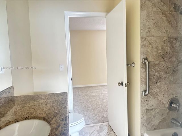 3677 San Simeon Circle, Weston, FL 33331